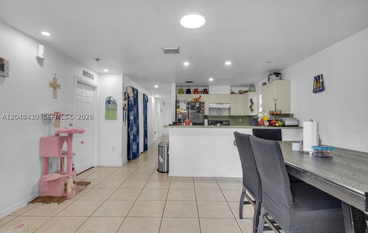 751 NW 70th St, Miami FL 33150