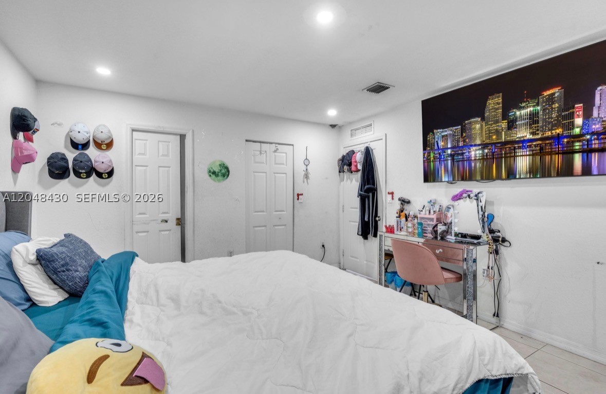 751 NW 70th St, Miami FL 33150