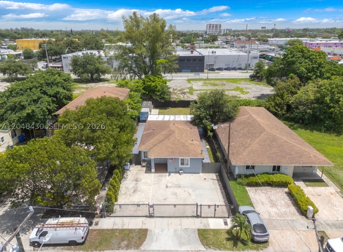 751 NW 70th St, Miami FL 33150
