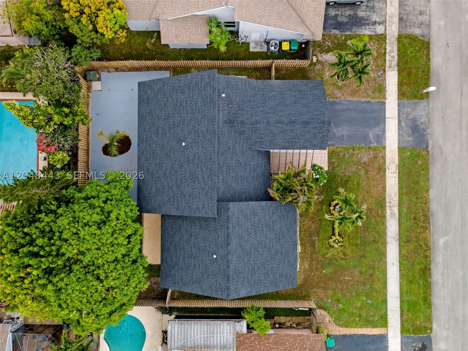 7428 NW 49th Ct, Lauderhill FL 33319