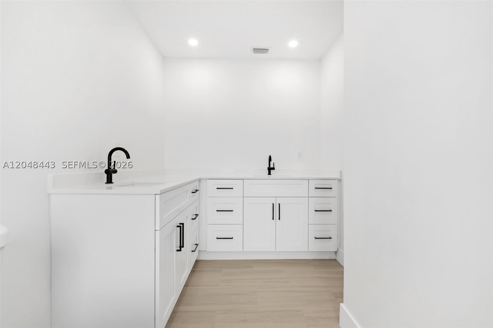 7428 NW 49th Ct, Lauderhill FL 33319
