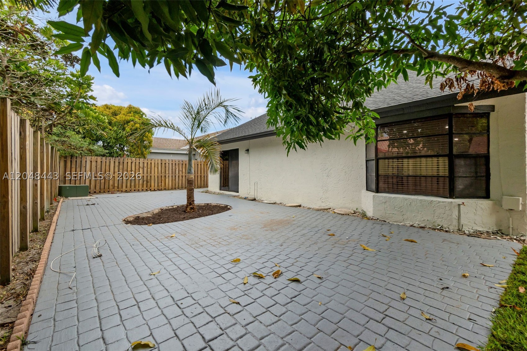 7428 NW 49th Ct, Lauderhill FL 33319