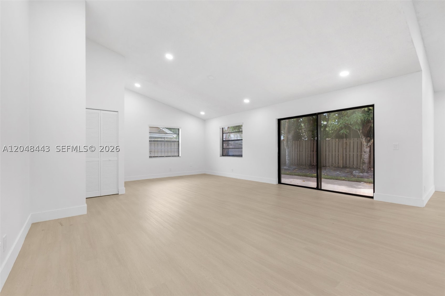 7428 NW 49th Ct, Lauderhill FL 33319
