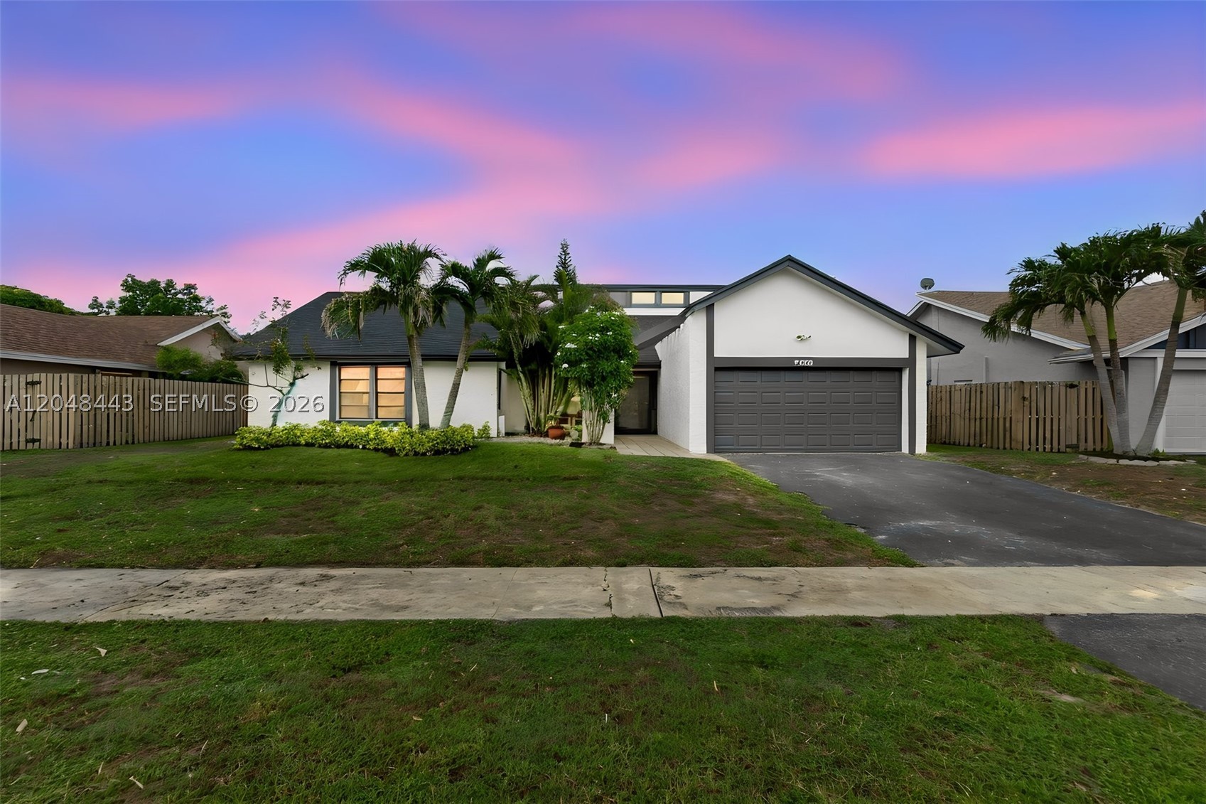 7428 NW 49th Ct, Lauderhill FL 33319