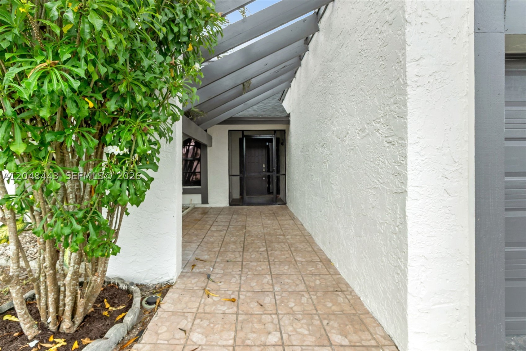 7428 NW 49th Ct, Lauderhill FL 33319