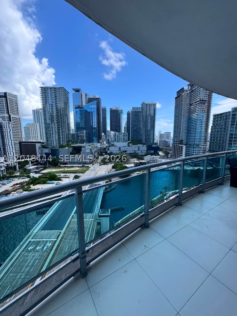 350 S Miami Ave #1902, Miami FL 33130