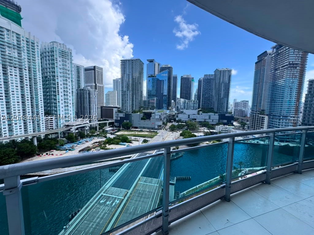 350 S Miami Ave #1902, Miami FL 33130