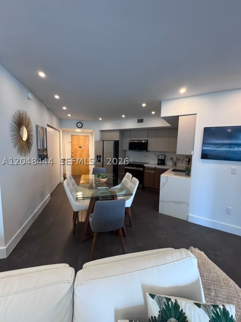 350 S Miami Ave #1902, Miami FL 33130