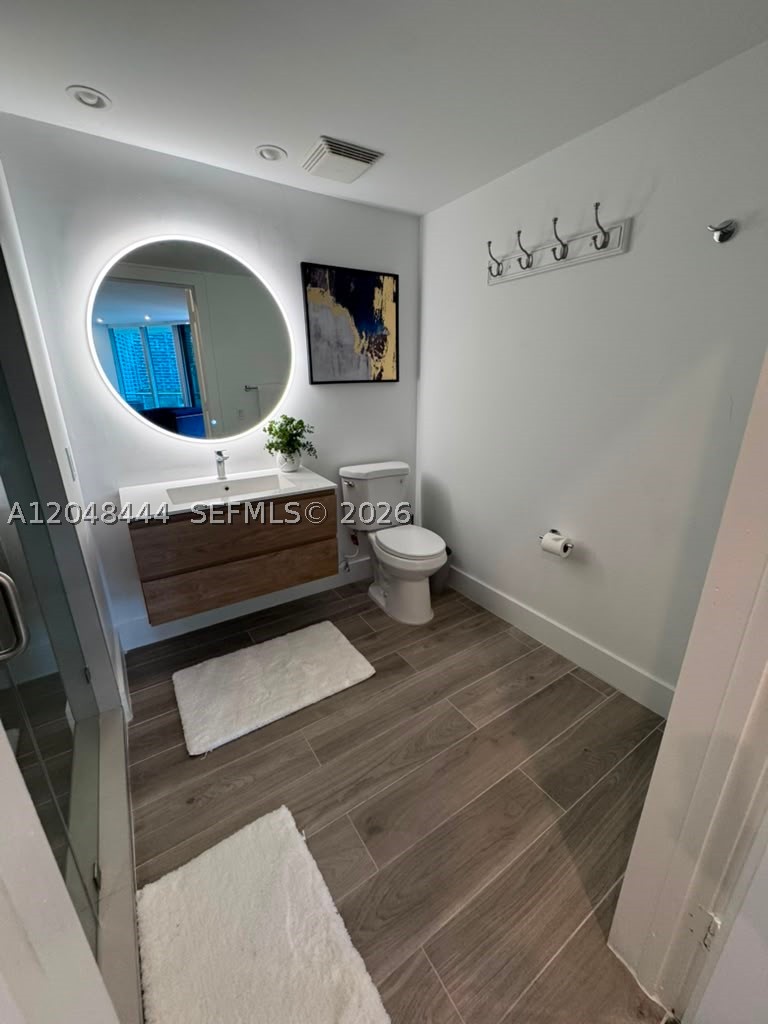 350 S Miami Ave #1902, Miami FL 33130