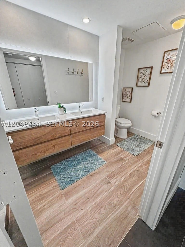 350 S Miami Ave #1902, Miami FL 33130