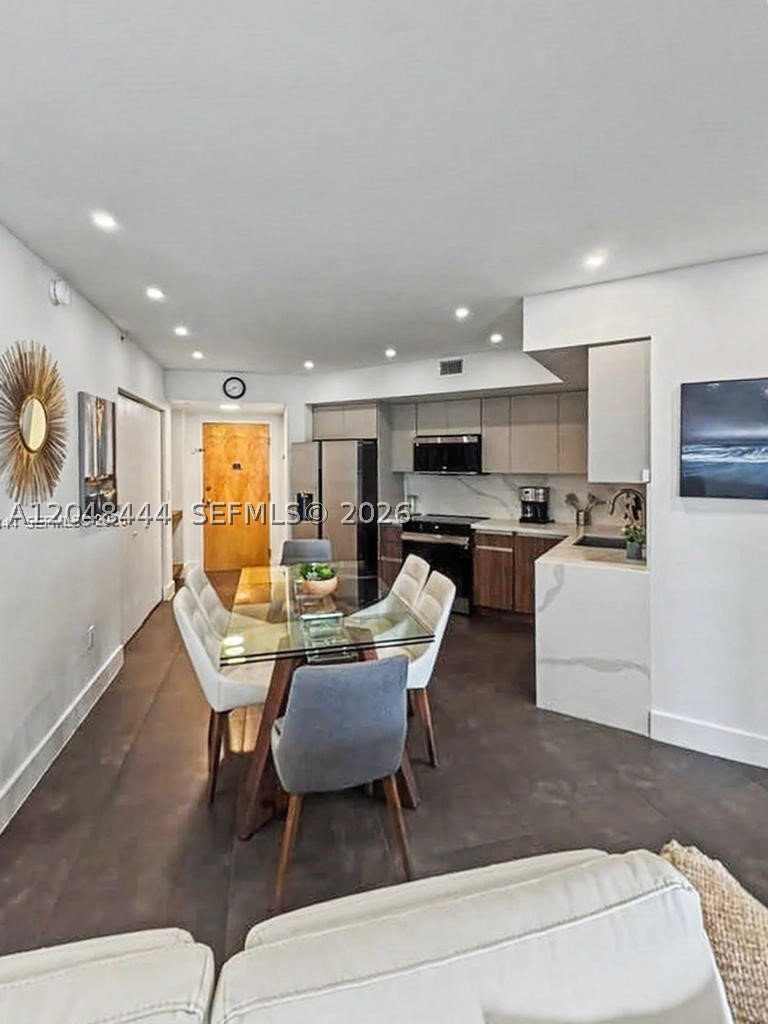 350 S Miami Ave #1902, Miami FL 33130