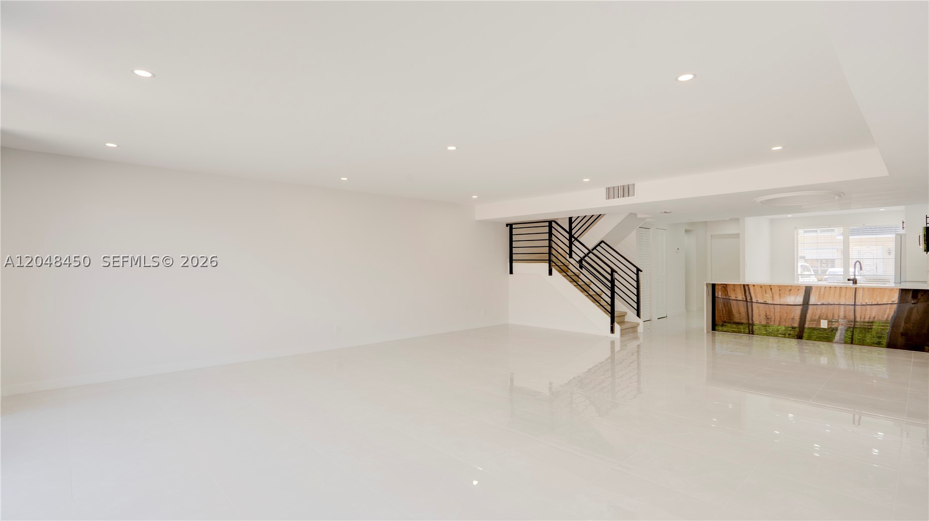 933 NE 24th Ave #169, Hallandale Beach FL 33009