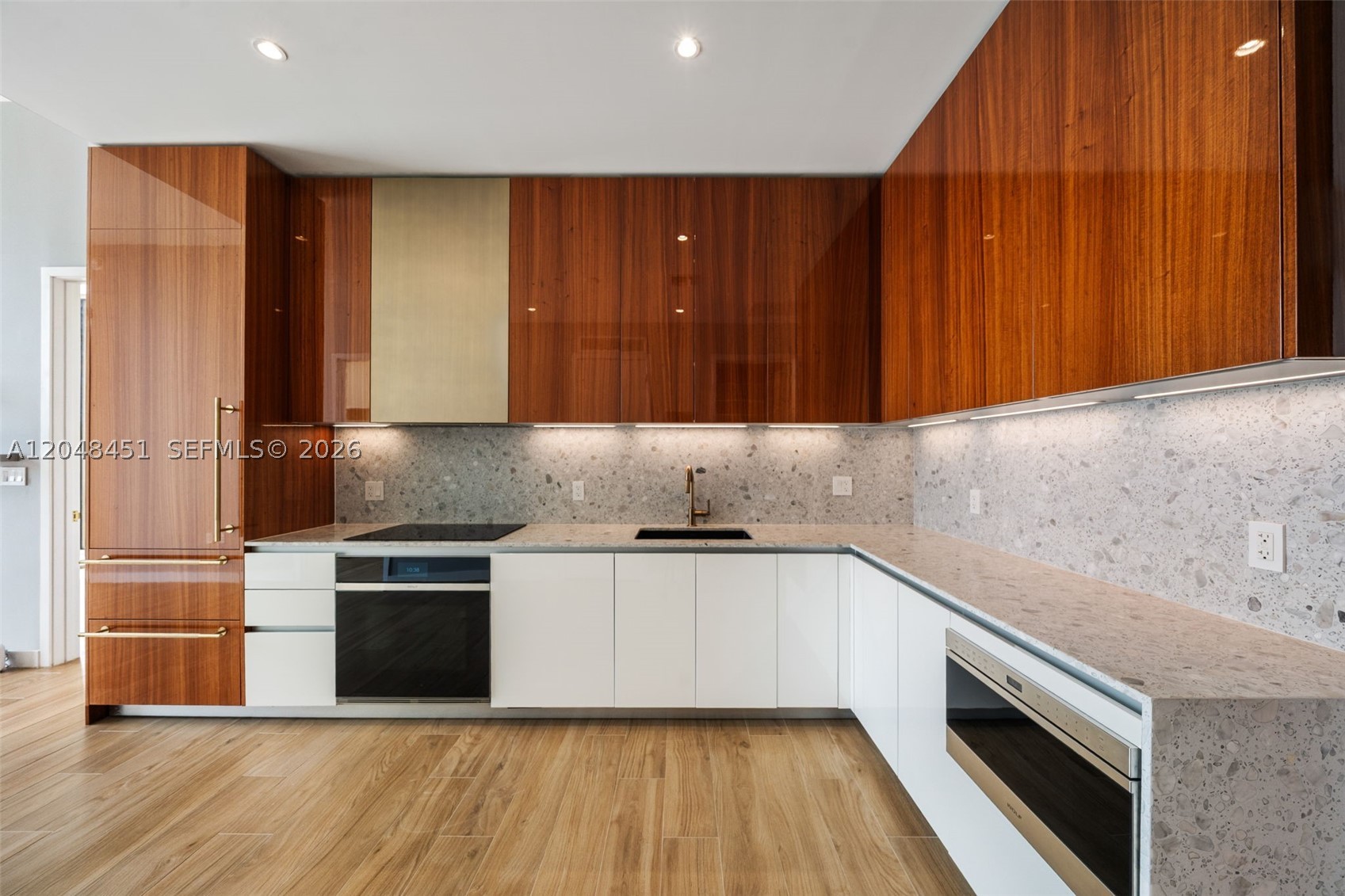 2655 S Bayshore Dr #1906, Coconut Grove FL 33133