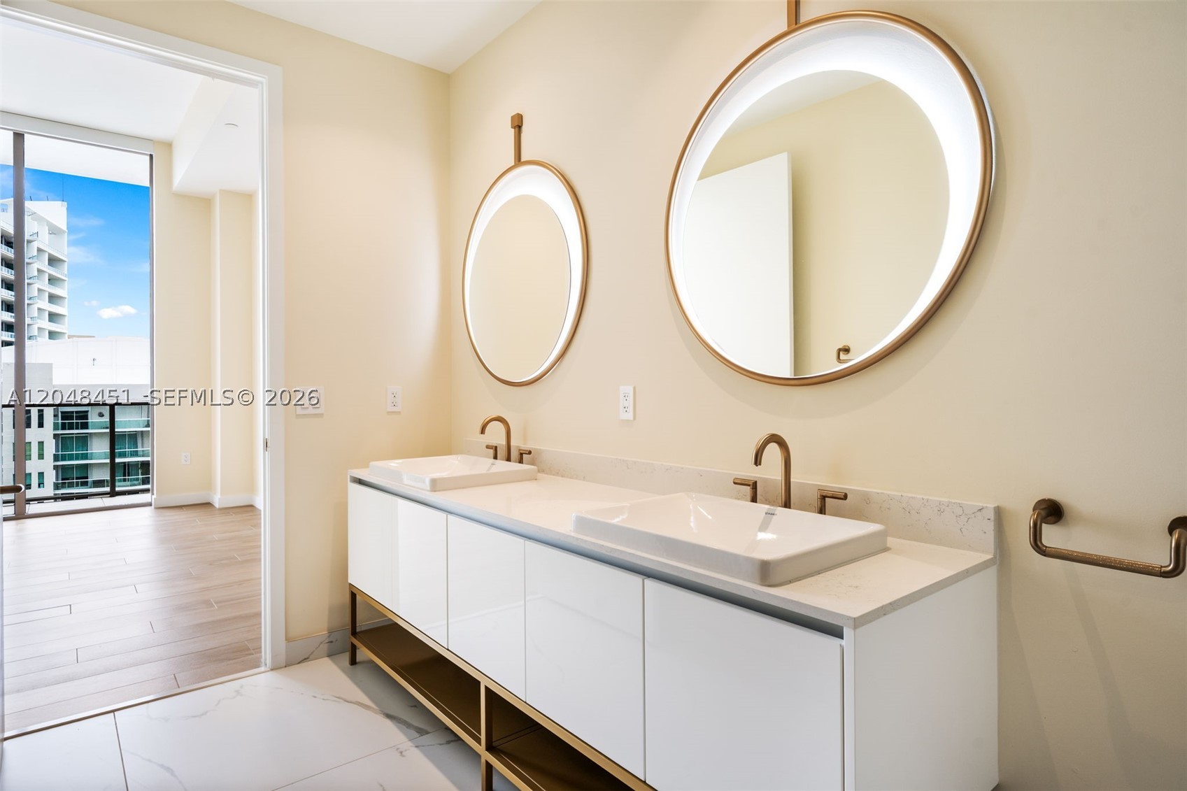 2655 S Bayshore Dr #1906, Coconut Grove FL 33133