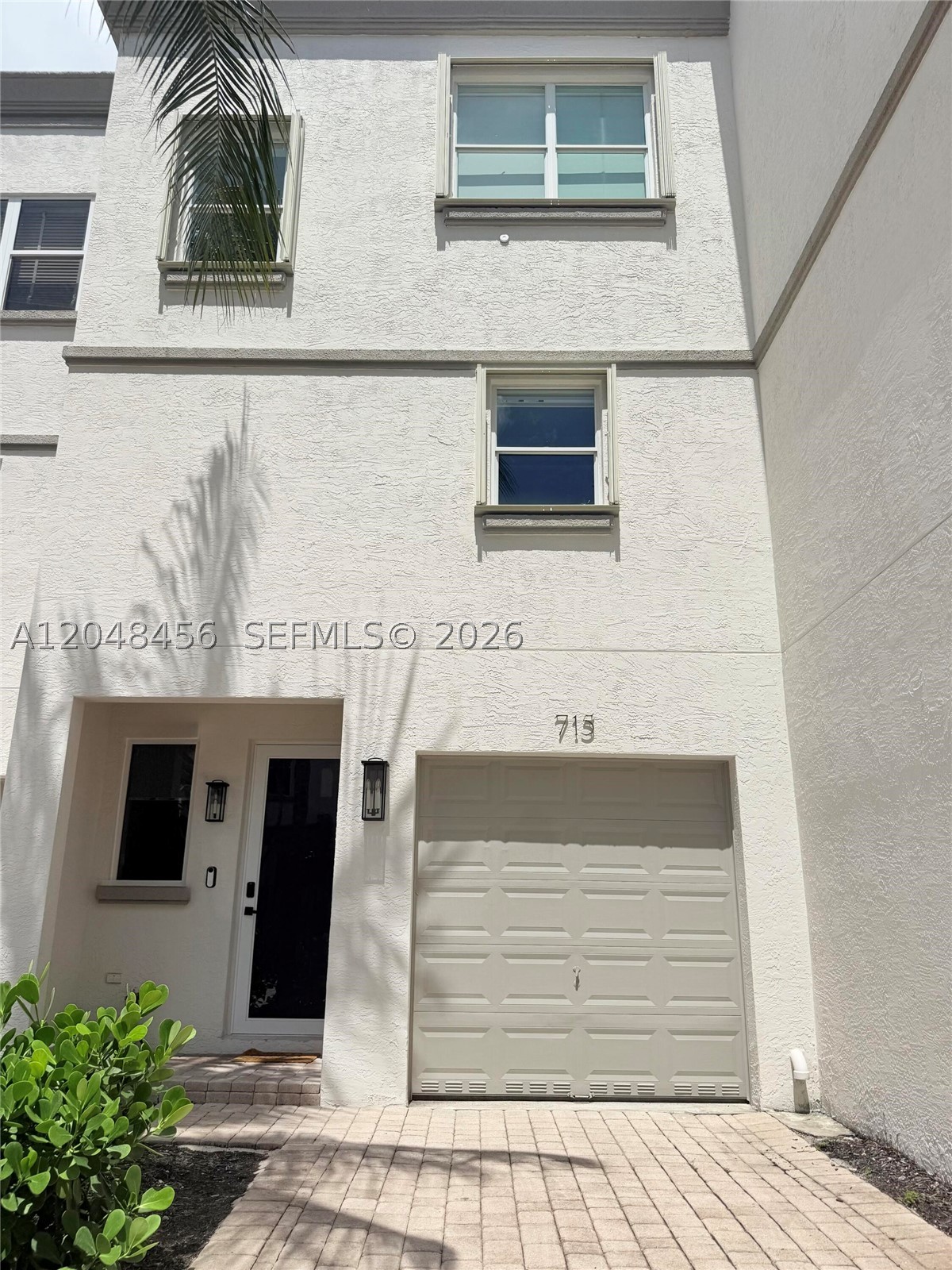 715 SW 4th Ave, Fort Lauderdale FL 33315