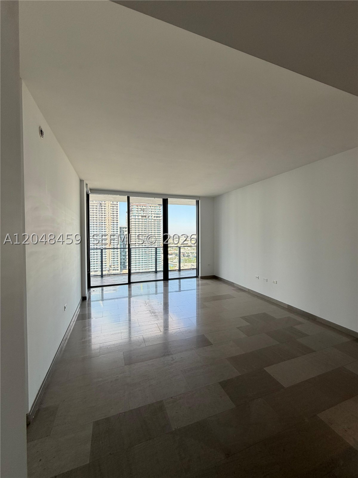 68 SE 6th St #2506, Miami FL 33131
