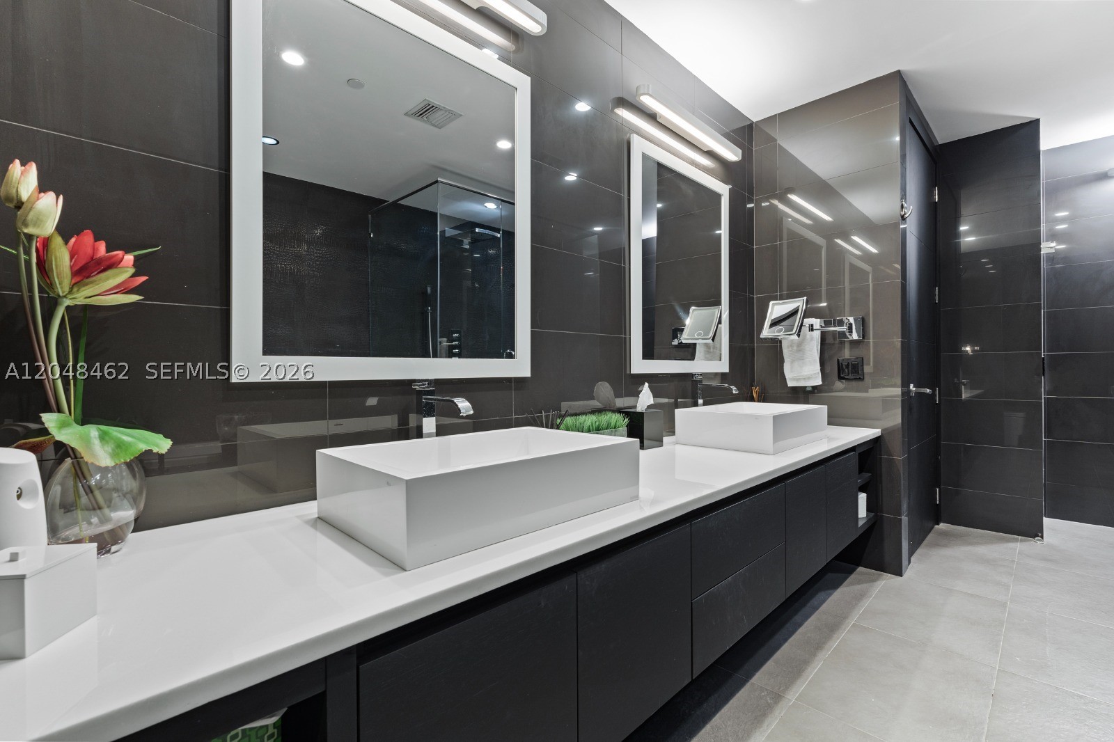 1425 Brickell Ave #42E, Miami FL 33131