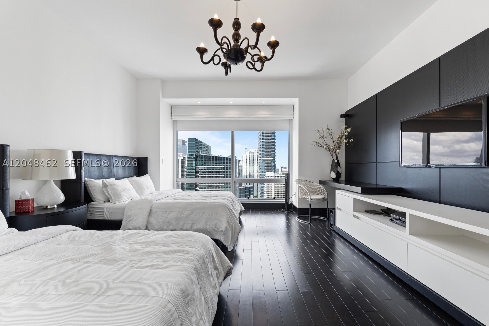 1425 Brickell Ave #42E, Miami FL 33131