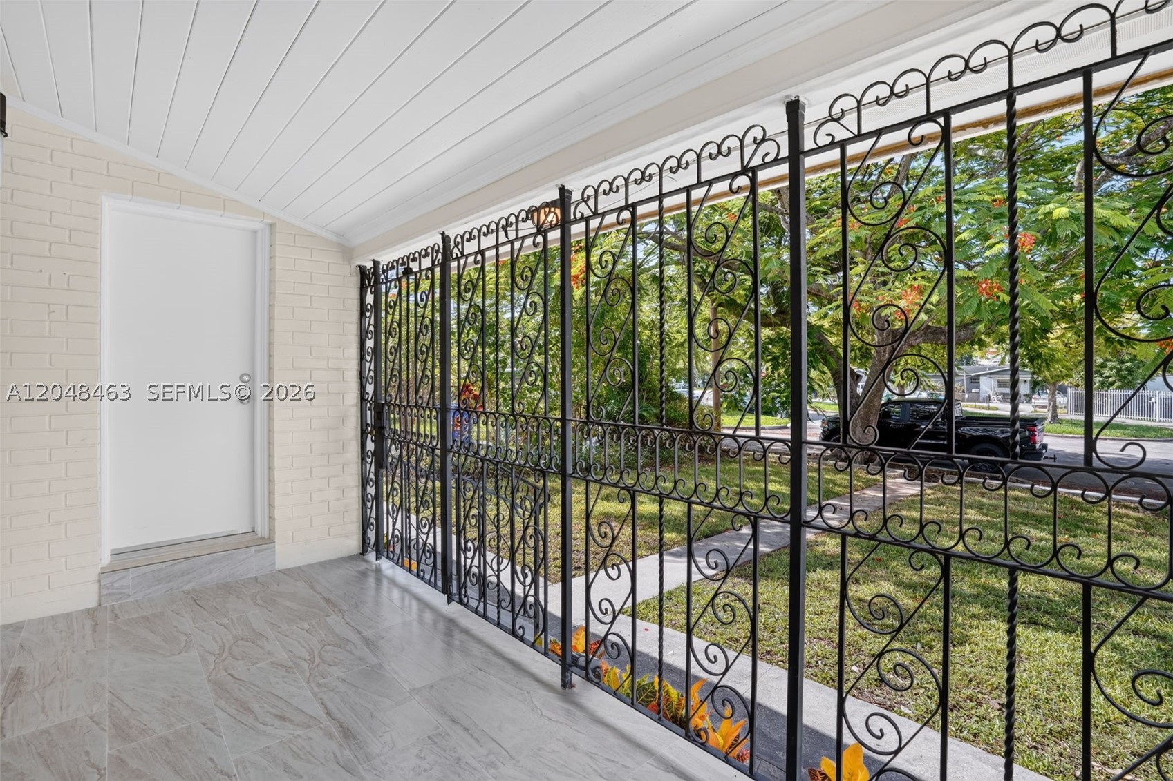 2323 NW 1st St, Miami FL 33125