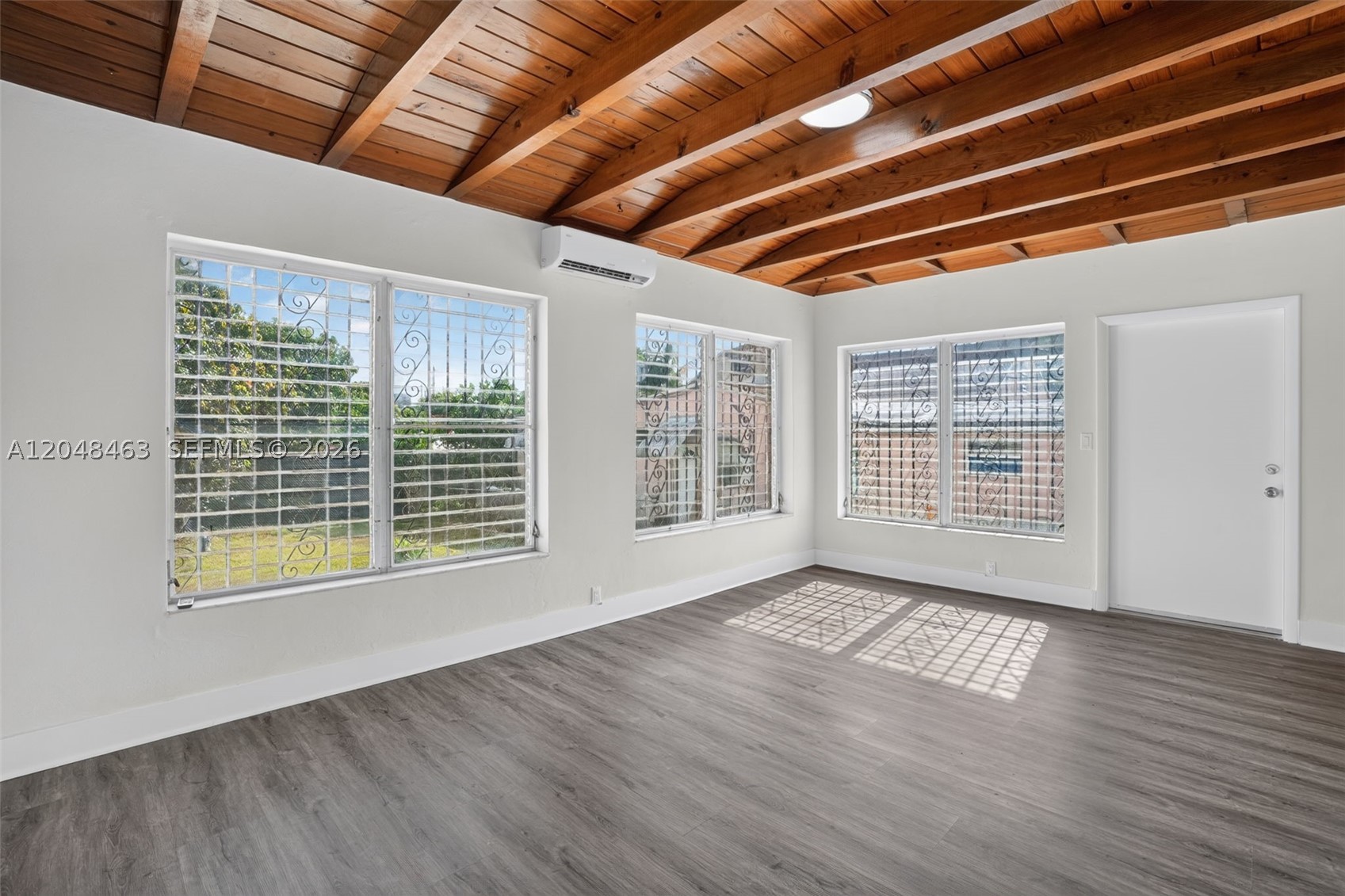 2323 NW 1st St, Miami FL 33125