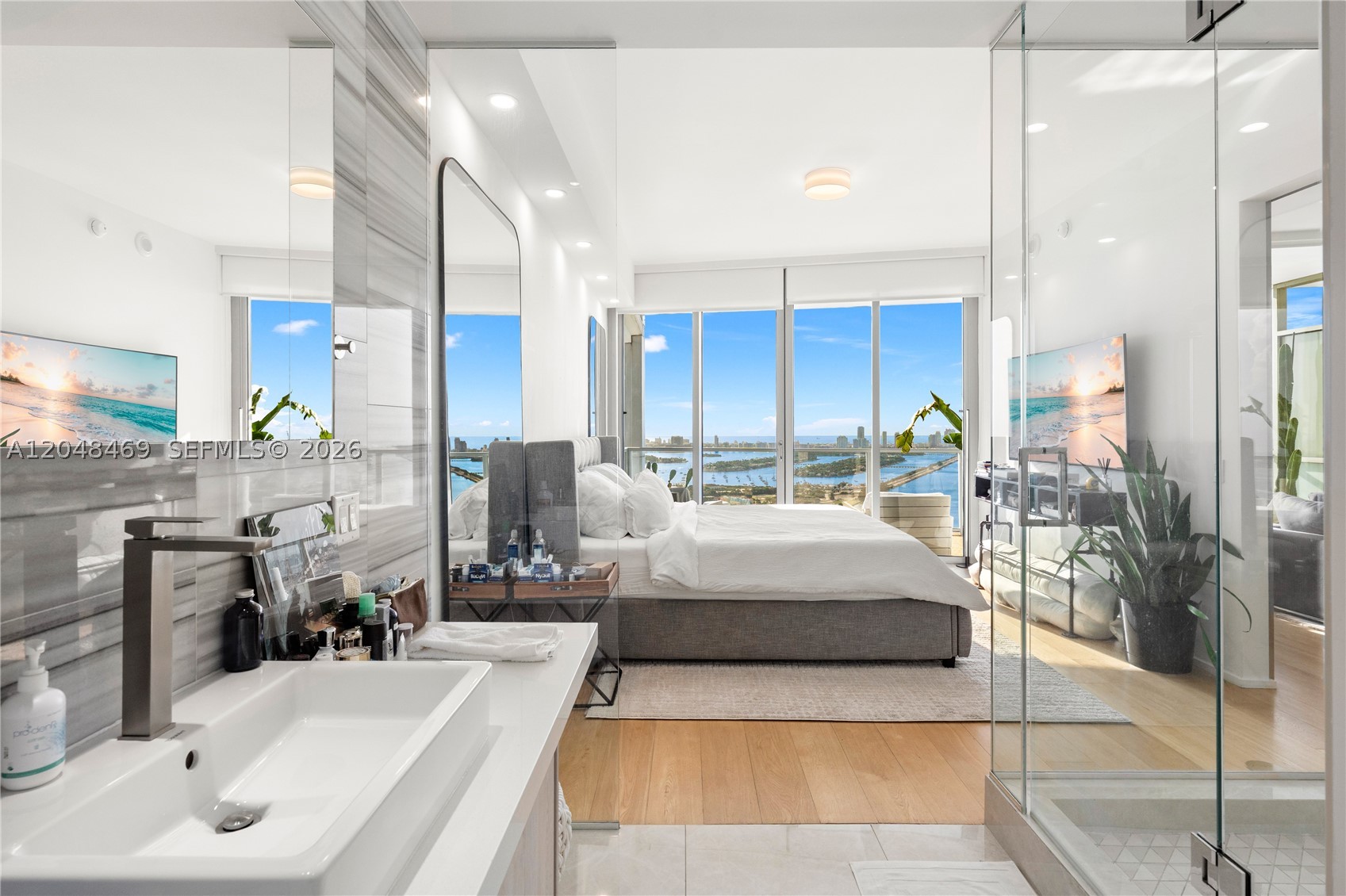 1100 Biscayne Blvd #5004, Miami FL 33132