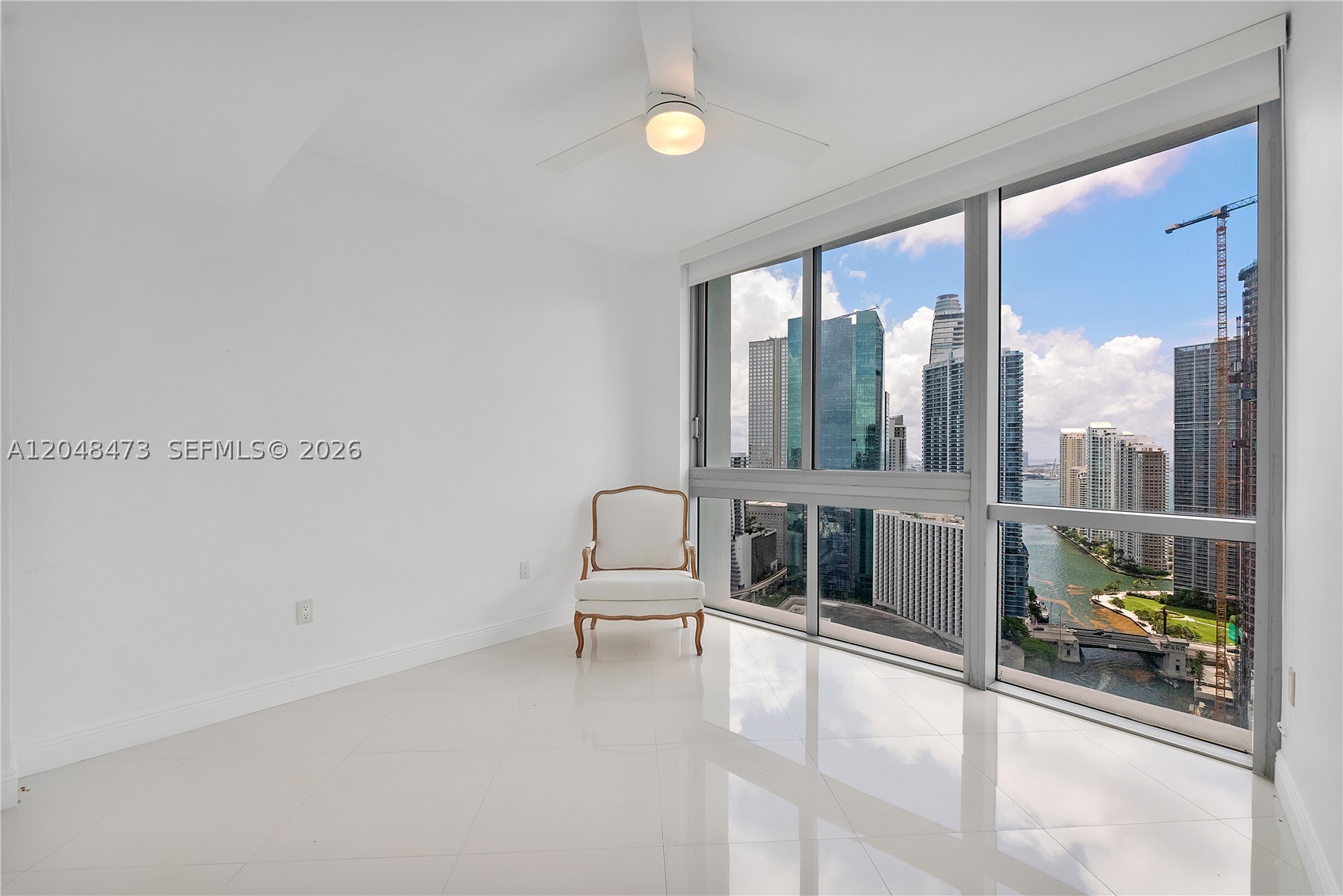 350 S Miami Ave #3702, Miami FL 33130