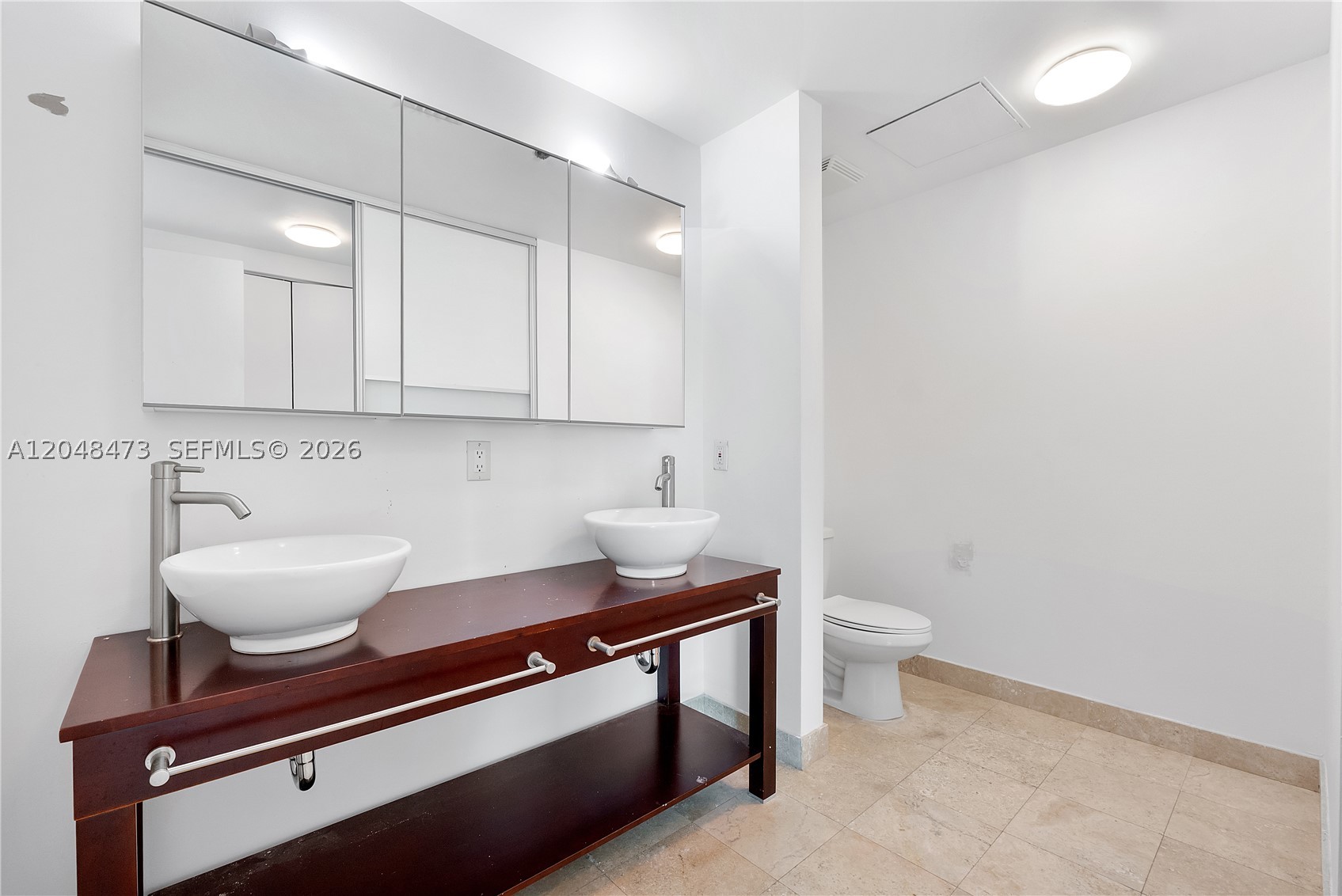 350 S Miami Ave #3702, Miami FL 33130