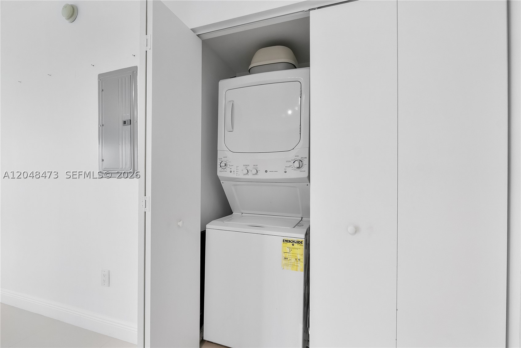 350 S Miami Ave #3702, Miami FL 33130