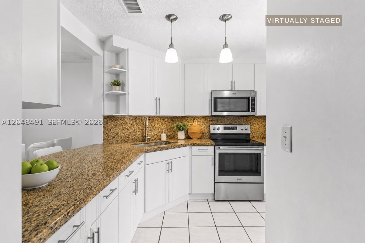 10014 Hammocks Blvd #204-4, Miami FL 33196