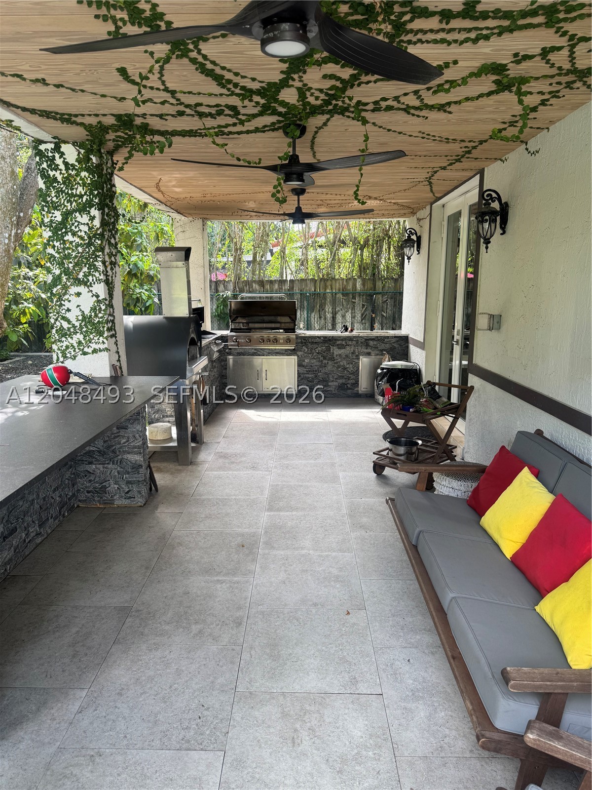 8164 SW 171st St, Palmetto Bay FL 33157