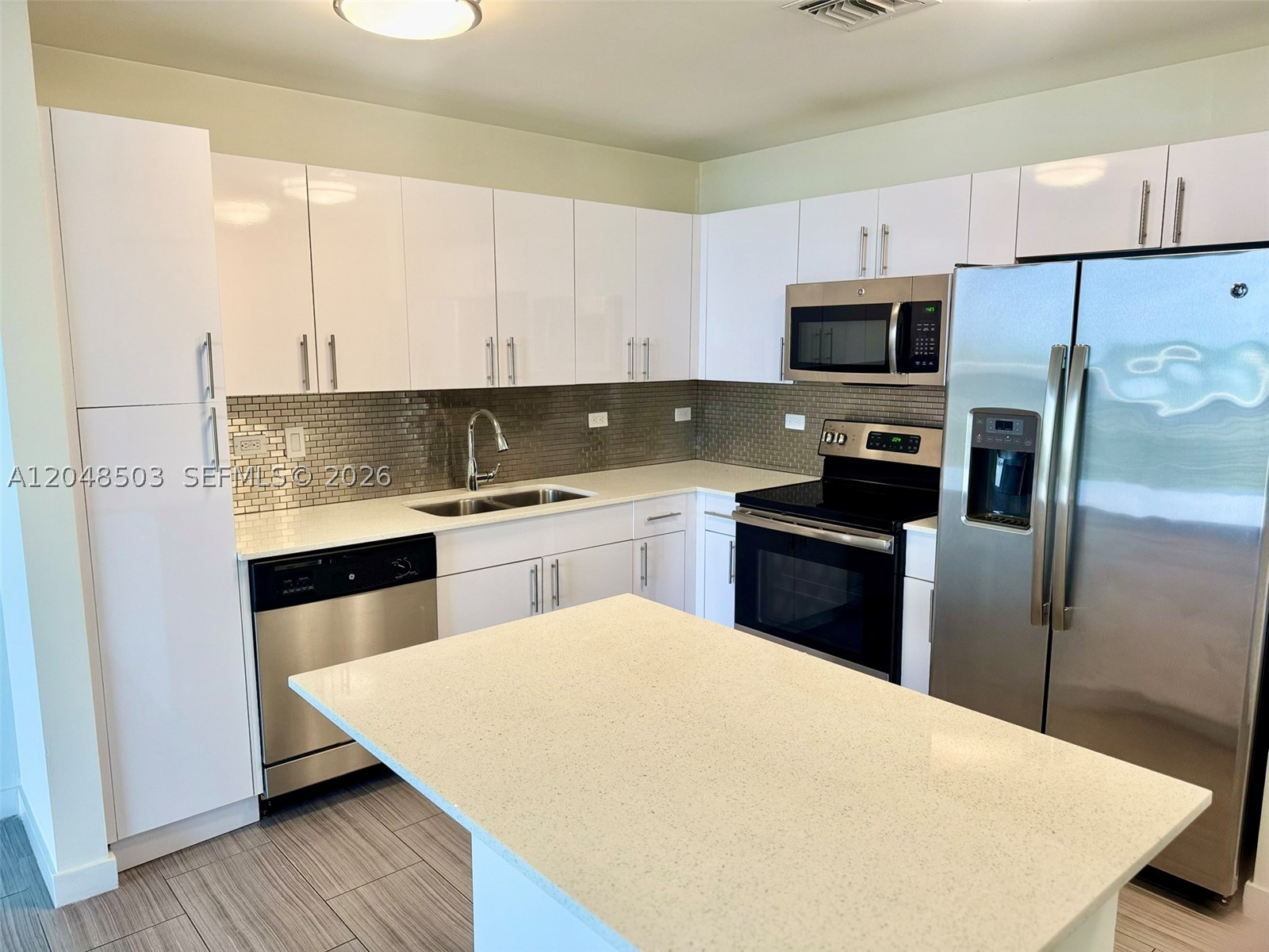 1776 Polk St #517, Hollywood FL 33020