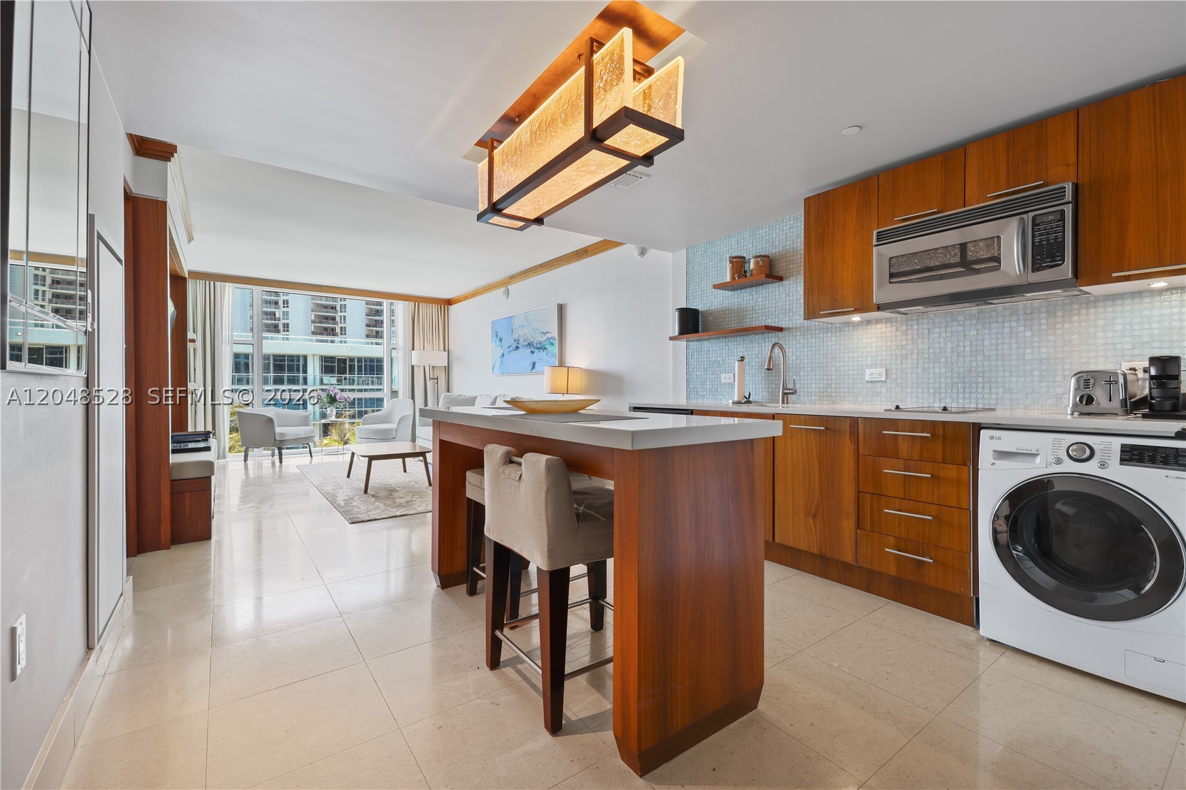 6801 Collins Ave #516, Miami Beach FL 33141