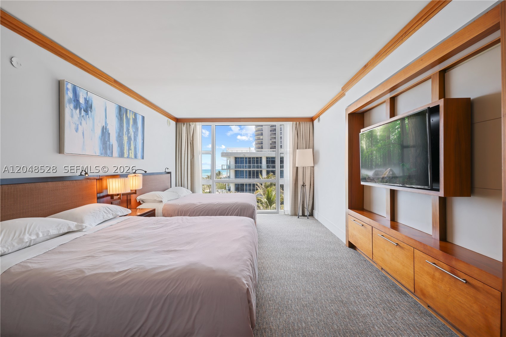 6801 Collins Ave #516, Miami Beach FL 33141