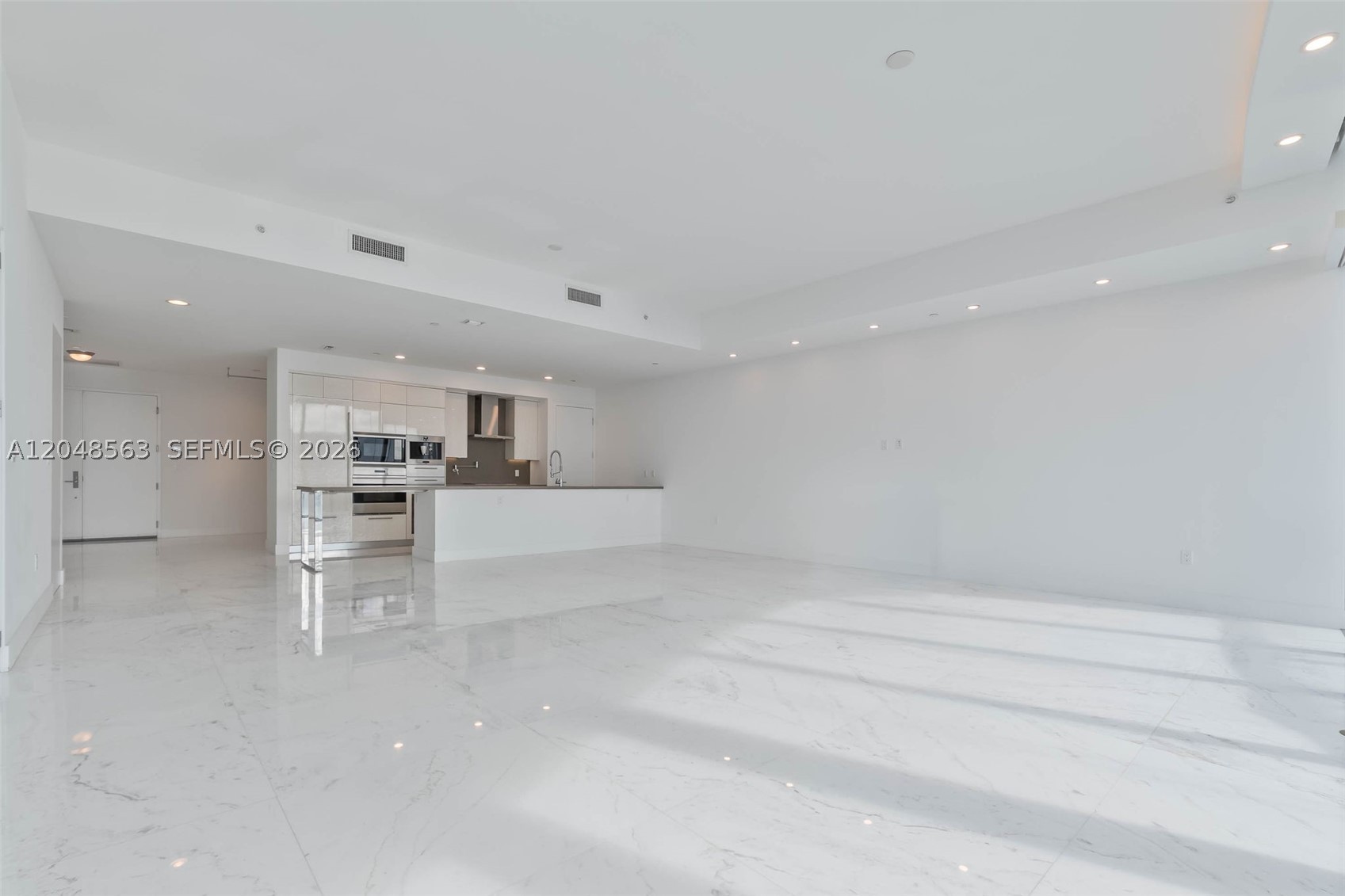 17475 Collins Ave #2003, Sunny Isles Beach FL 33160