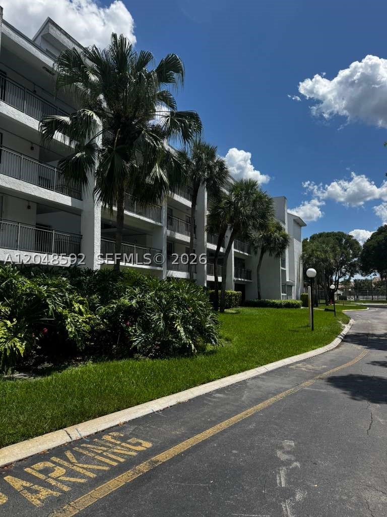 16171 Blatt Blvd #412, Weston FL 33326