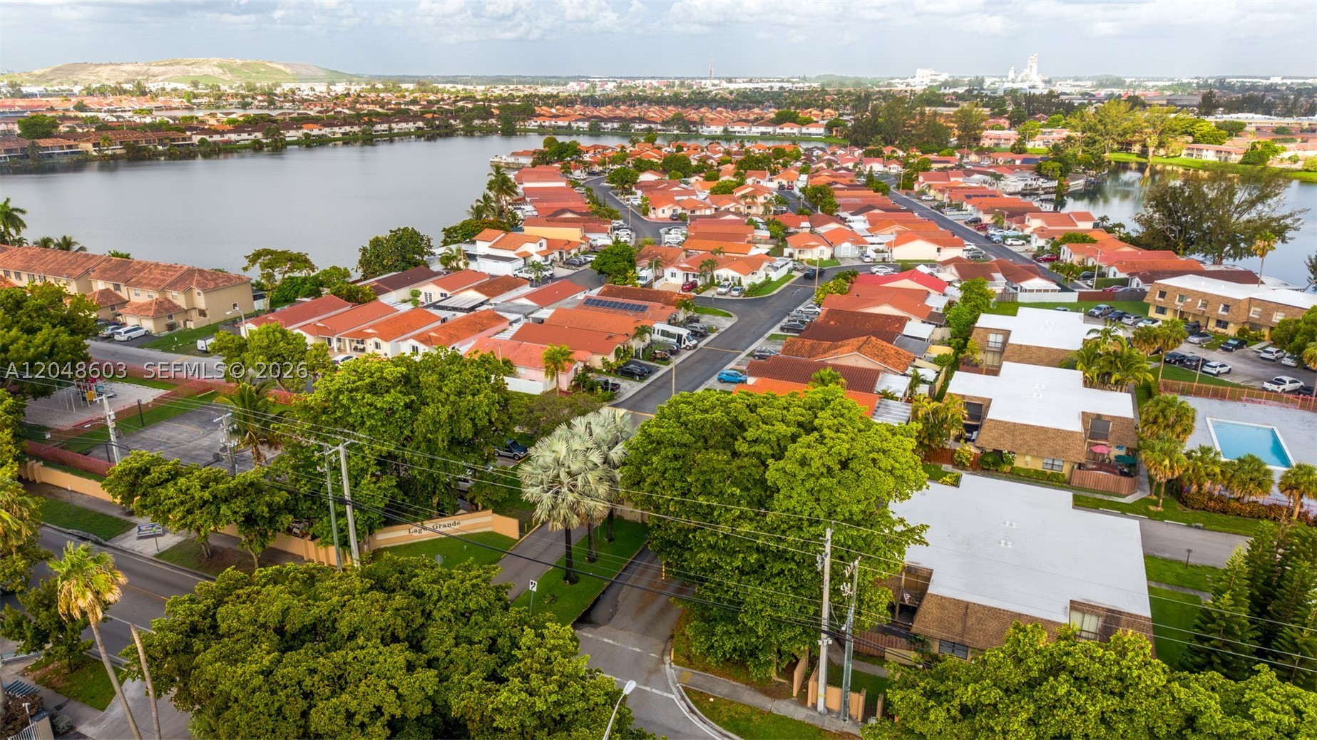 2610 W 65th St #2610, Hialeah FL 33016