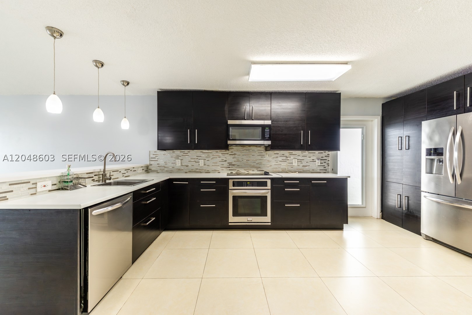 2610 W 65th St #2610, Hialeah FL 33016