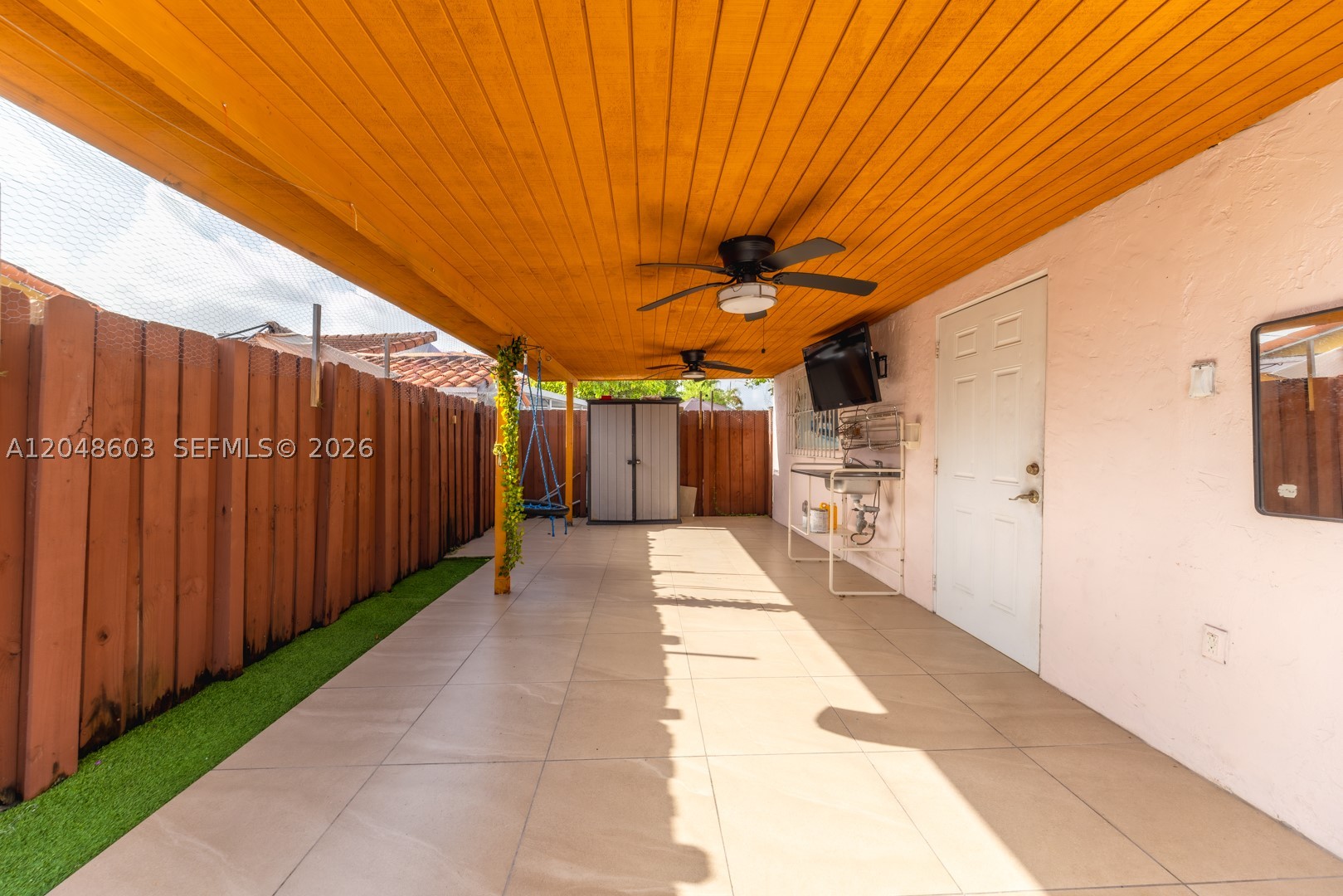 2610 W 65th St #2610, Hialeah FL 33016