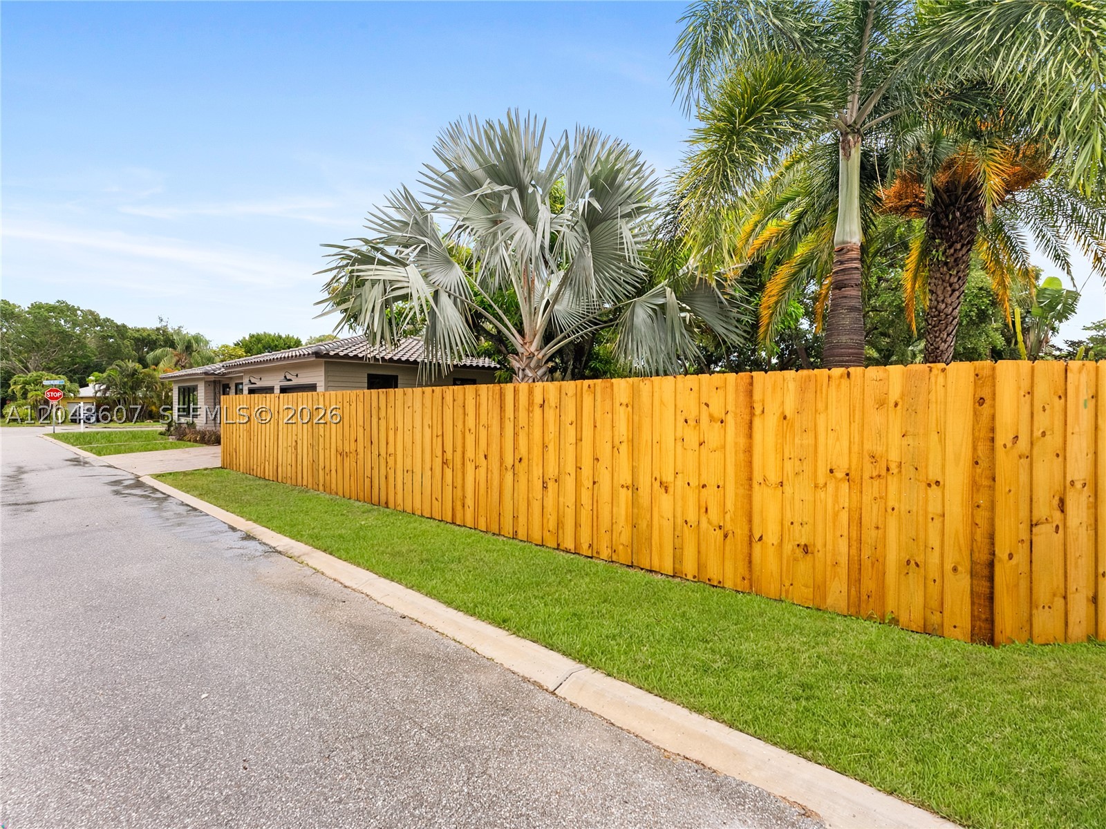 801 S Palmway, Lake Worth FL 33460