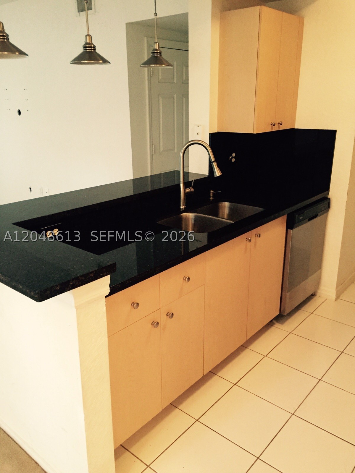 2541 Centergate Dr #101, Miramar FL 33025