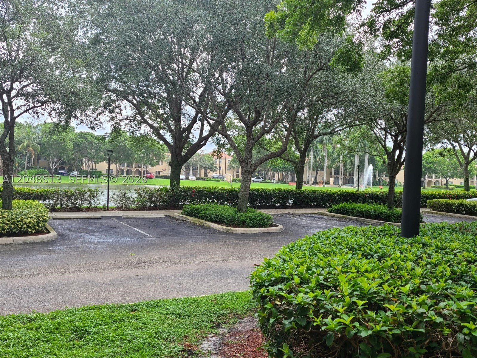 2541 Centergate Dr #101, Miramar FL 33025