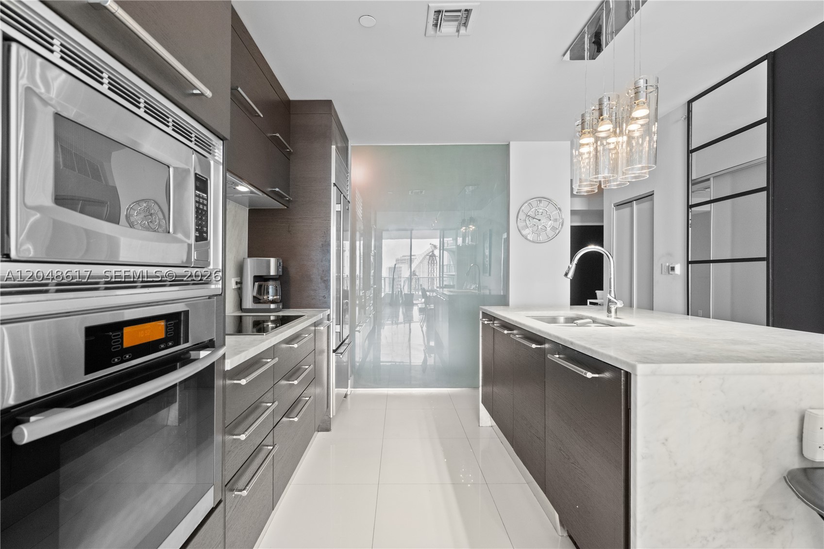900 Biscayne Blvd #2408, Miami FL 33132