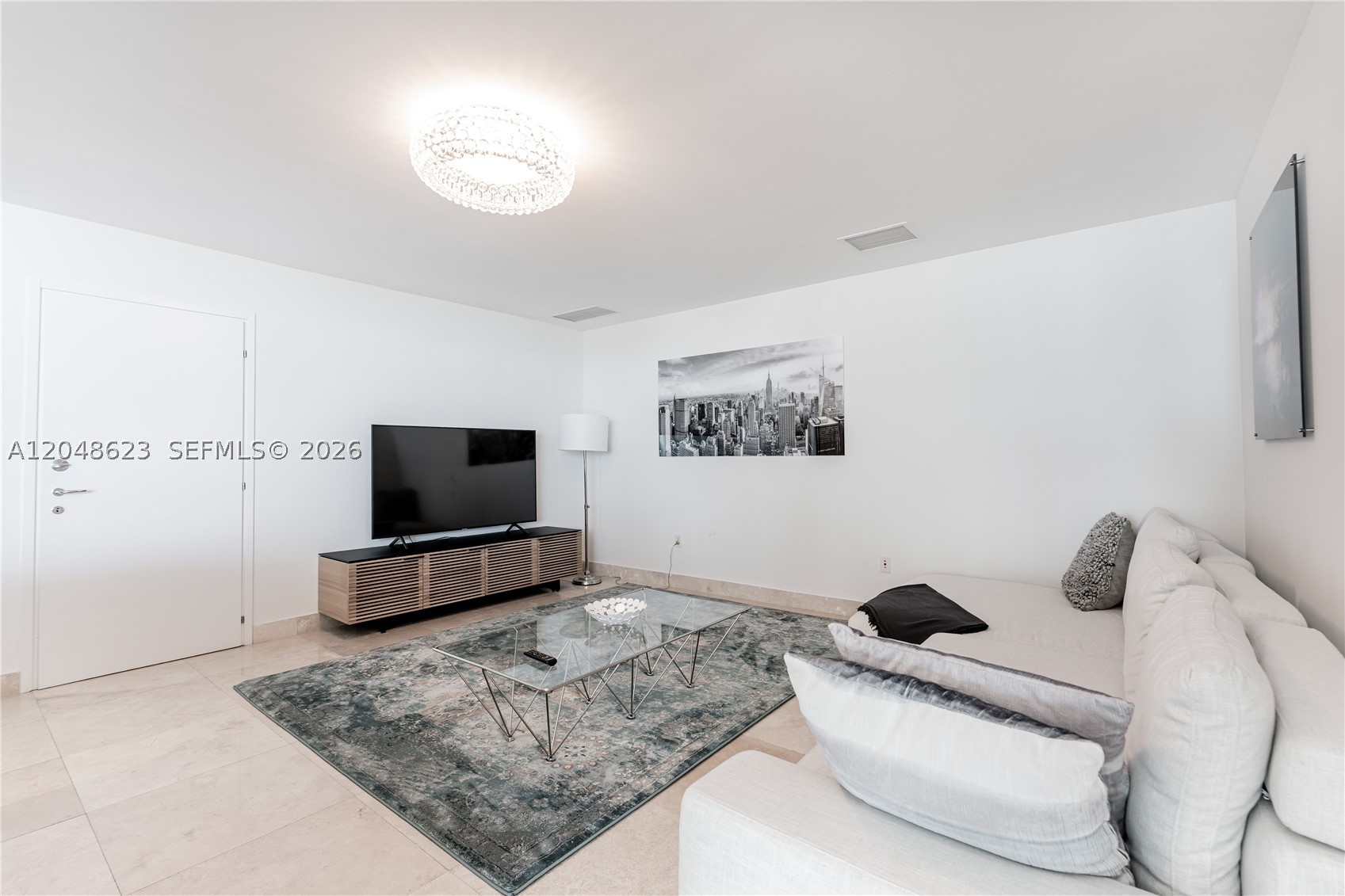 50 S Pointe Dr #701, Miami Beach FL 33139