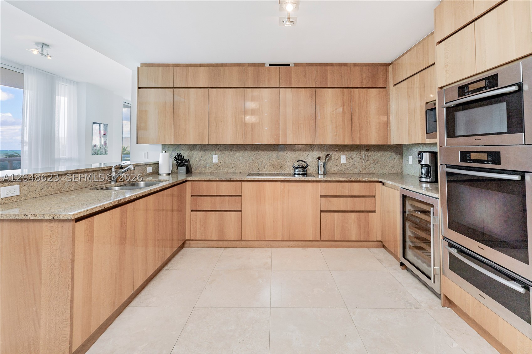 50 S Pointe Dr #701, Miami Beach FL 33139