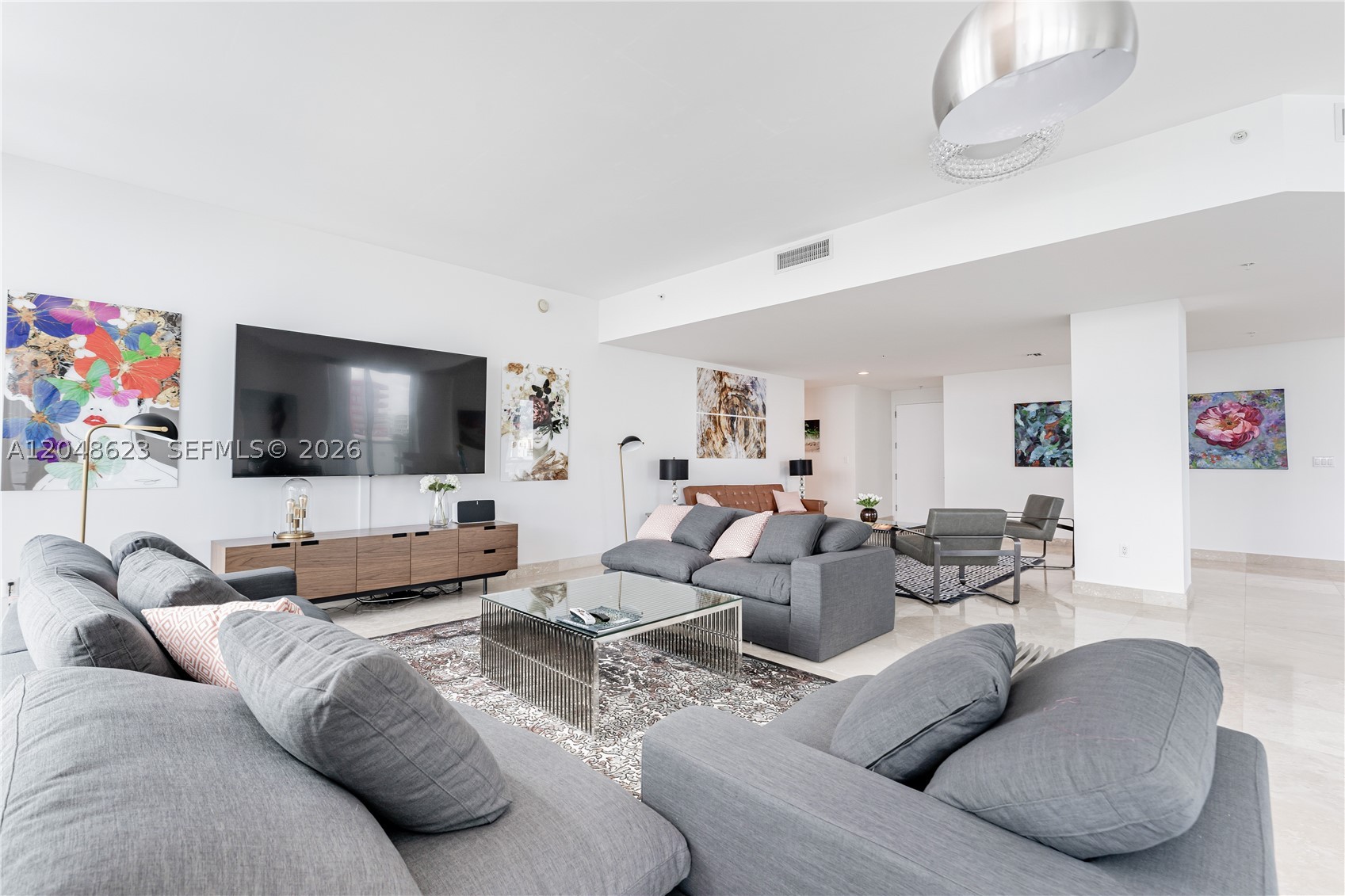 50 S Pointe Dr #701, Miami Beach FL 33139