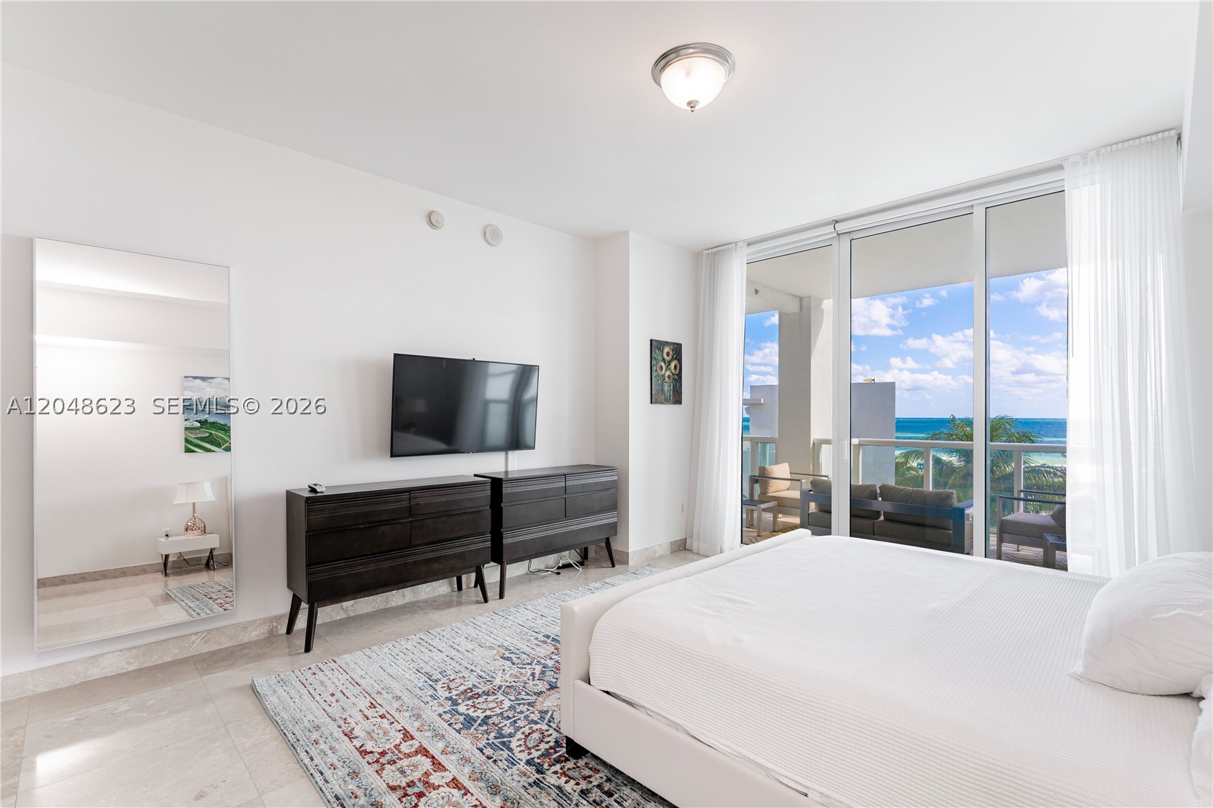 50 S Pointe Dr #701, Miami Beach FL 33139