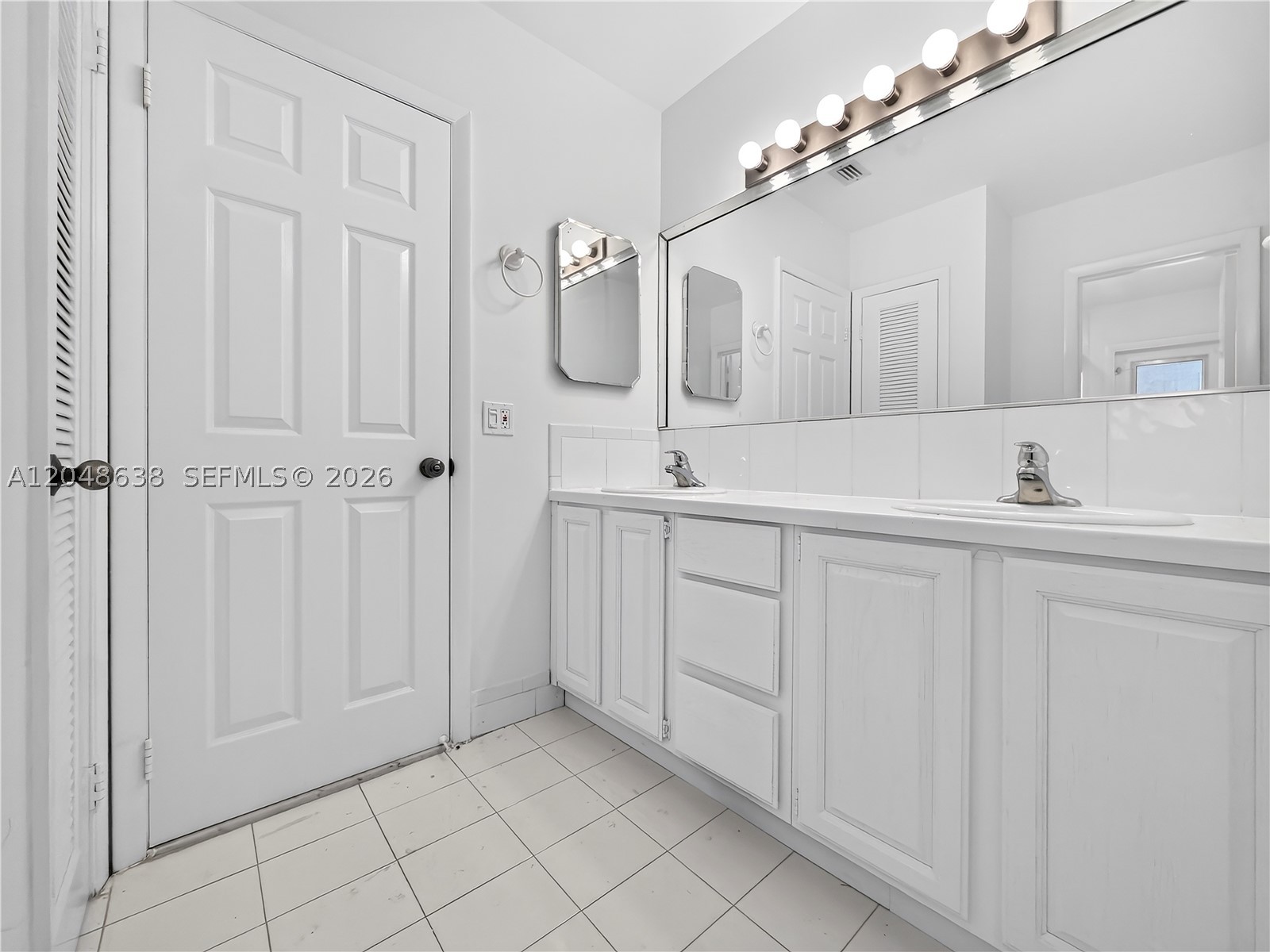 14121 SW 97th Ave #-, Miami FL 33176