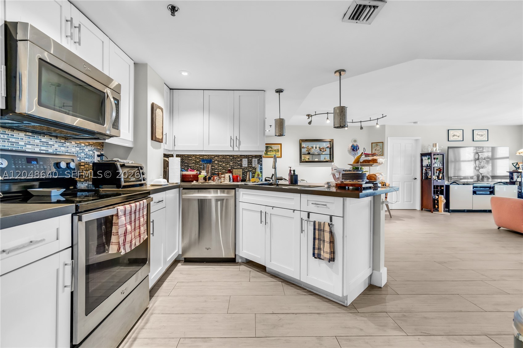 2351 Douglas Rd #1101, Miami FL 33145