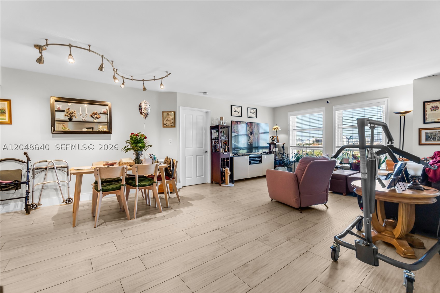 2351 Douglas Rd #1101, Miami FL 33145