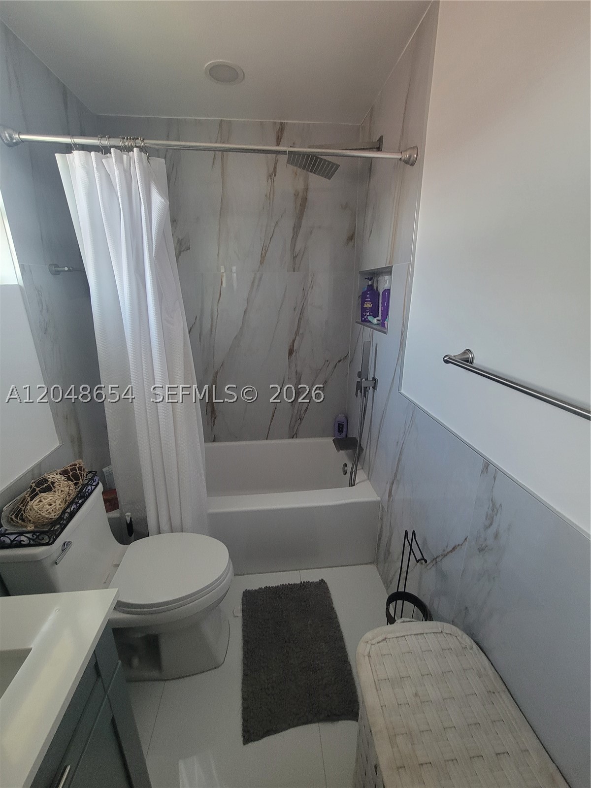 6606 Saltaire Ter, Margate FL 33063
